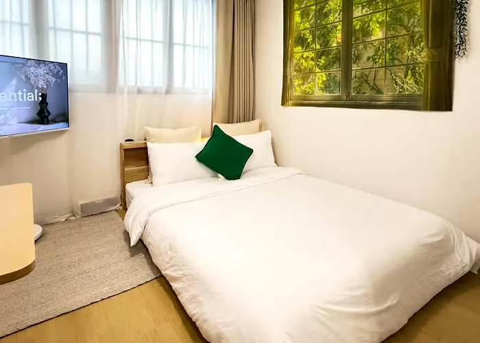 A In Spring Apartment