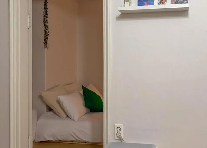 Apartment A In Spring *
